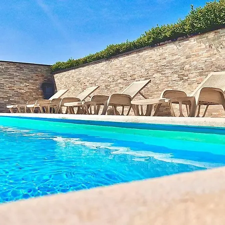 Apartments Vukancic Novigrad  Exterior photo